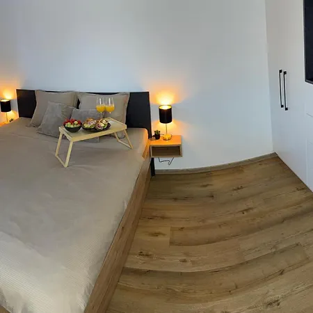 Panorama *